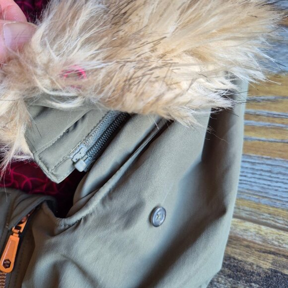 Mountain Hardwear Potrero Insulated Hooded Vest Removable Faux-Fur Zip-Up Green - Picture 9 of 14